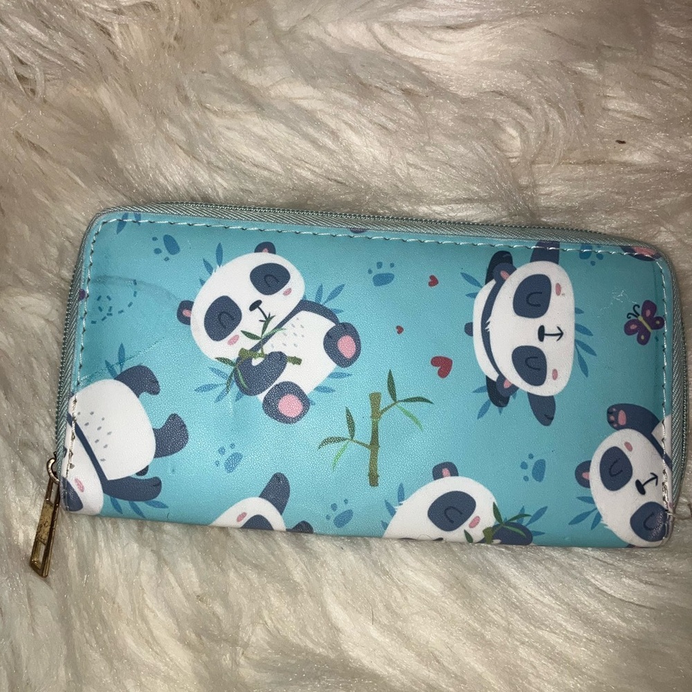 Women Zip Around Organizer Wallet PU Clutch (Blue Panda) - Picture 8 of 11
